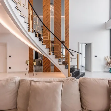 The Panoramic Villa *